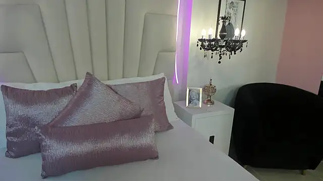 Sofiia W26 online show from 05.11.26
