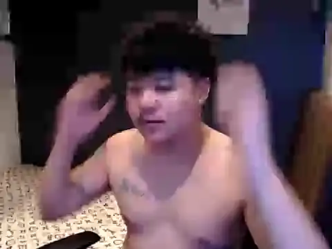 Snapshot of ASIANken911 chatting on 10.20.25 ASIANken911 online show from 10.20.25