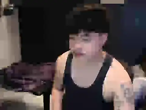 Snapshot of ASIANken911 chatting on 11.18.25 ASIANken911 online show from 11.18.25