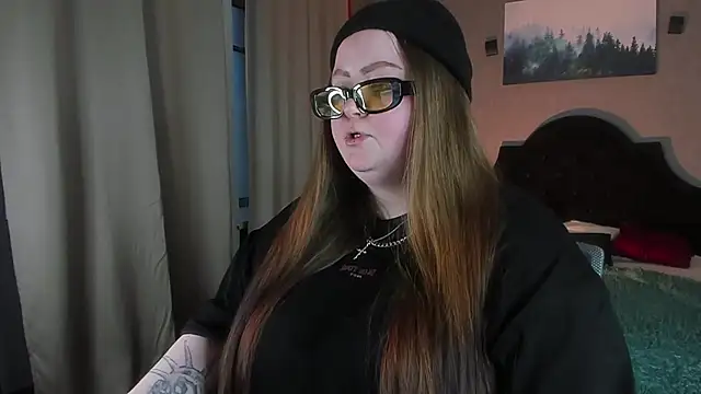 EMMA  CONNOR online show from 01.23.25