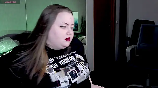 EMMA  CONNOR online show from 03.18.25