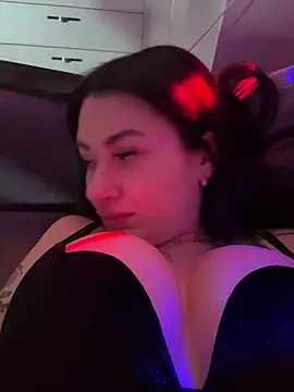 Wet  Bunny online show from 01.01.25