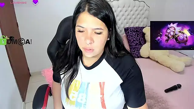 Karlathompson online show from 01.30.25