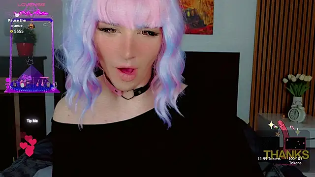 Snapshot of HelenSpellman chatting on 04.09.26 HelenSpellman online show from 04.09.26