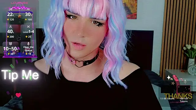 Snapshot of HelenSpellman chatting on 04.12.26 HelenSpellman online show from 04.12.26