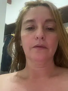 Snapshot of moniquerainx chatting on 02.10.25 moniquerainx online show from 02.10.25