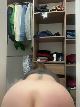 Snapshot of moniquerainx chatting on 03.23.25 moniquerainx online show from 03.23.25