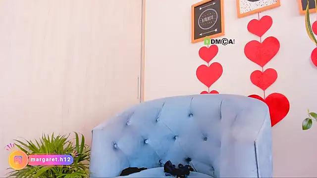 Snapshot of Honey__pot chatting on 12.24.24 Honey pot online show from 12.24.24