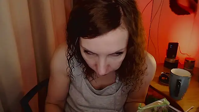 JohansonKatie online show from 01.30.25