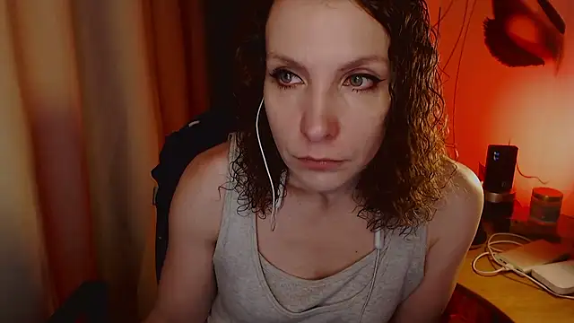 JohansonKatie online show from 01.31.25