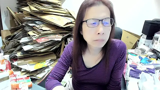 Snapshot of TiffanyC_4772 chatting on 01.05.25 TiffanyC 4772 online show from 01.05.25