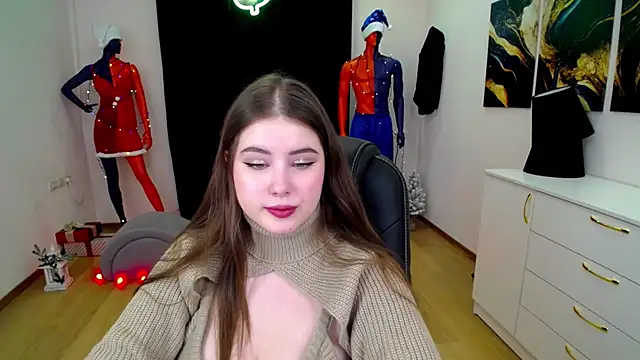 NicoleFoxery online show from 12.21.24