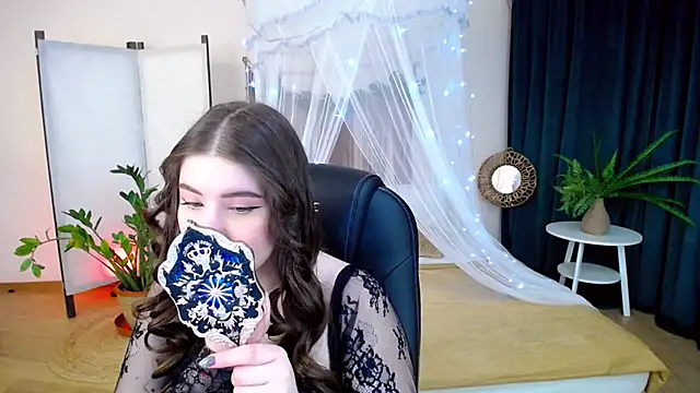 NicoleFoxery online show from 01.24.25