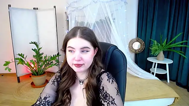 NicoleFoxery online show from 01.24.25
