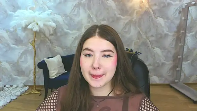 NicoleFoxery online show from 09.19.25