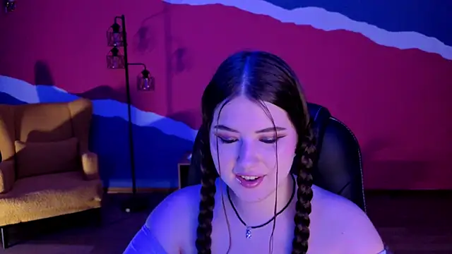 NicoleFoxery online show from 09.20.25