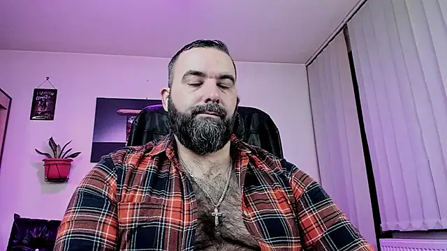 Snapshot of ChristophJules chatting on 02.13.25 ChristophJules online show from 02.13.25