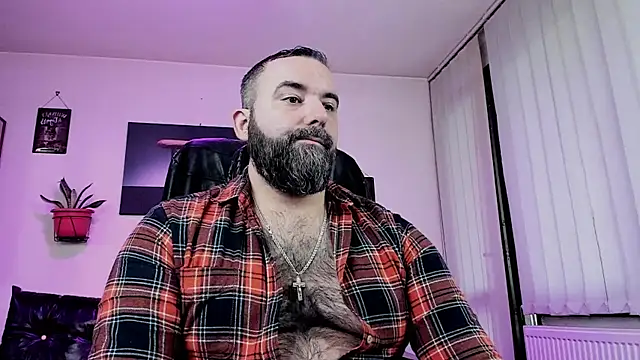 Snapshot of ChristophJules chatting on 02.15.25 ChristophJules online show from 02.15.25