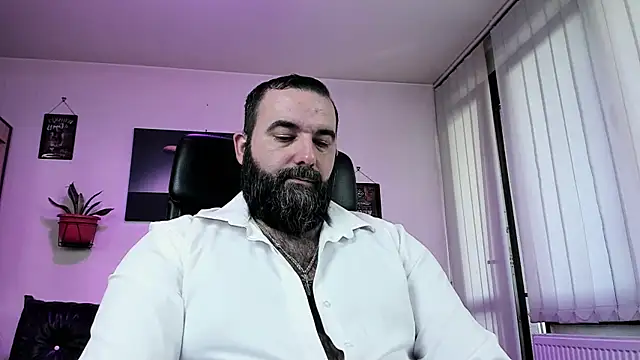 Snapshot of ChristophJules chatting on 03.10.25 ChristophJules online show from 03.10.25