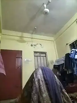 Snapshot of naxus@xh chatting on 10.08.25 naxusxh online show from 10.08.25