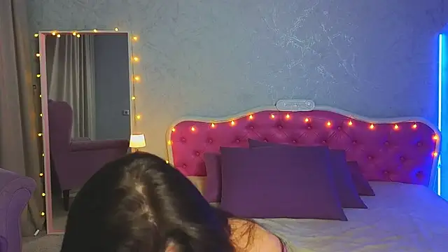 Snapshot of Ariana_Petite chatting on 01.23.25 Ariana Petite online show from 01.23.25