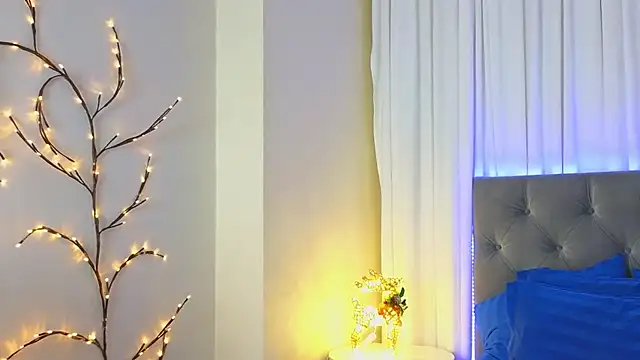 Ariana Petite online show from 01.09.26