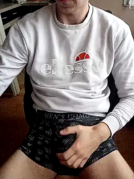MlodyDres online show from 01.06.25