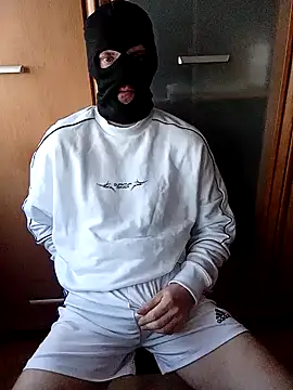 MlodyDres online show from 02.20.25