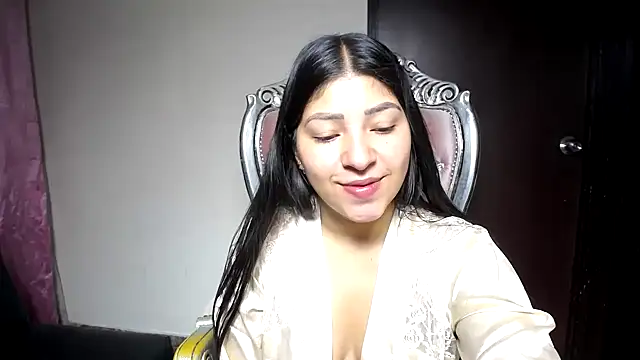 Snapshot of holly20a chatting on 01.23.25 holly20a online show from 01.23.25
