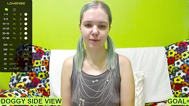 Snapshot of Ultra_Meow chatting on 02.09.25 Ultra Meow online show from 02.09.25