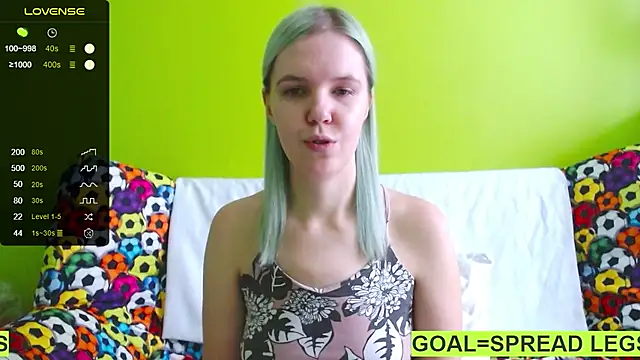 Snapshot of Ultra_Meow chatting on 02.18.25 Ultra Meow online show from 02.18.25