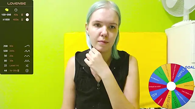 Snapshot of Ultra_Meow chatting on 10.24.25 Ultra Meow online show from 10.24.25