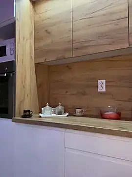 Marilyn La Rose online show from 02.08.26