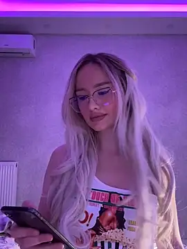 mollyxxx online show from 01.13.25