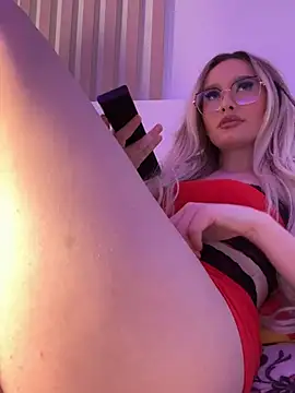 mollyxxx online show from 02.13.25