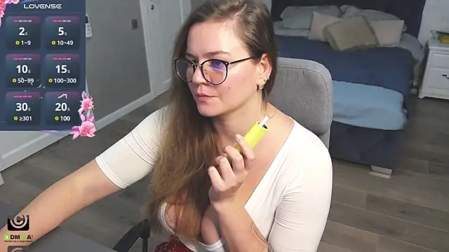 KellyKleine online show from 01.09.25