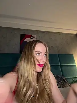 RockQueen A online show from 01.14.25