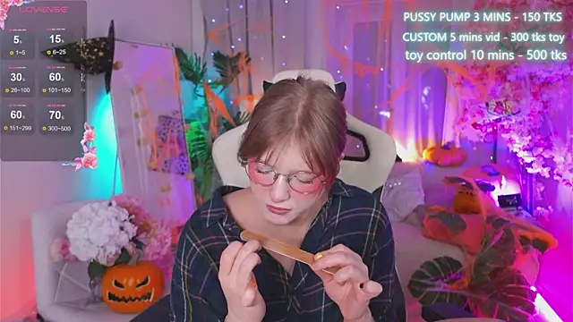 Crazy Wine online show from 10.31.25