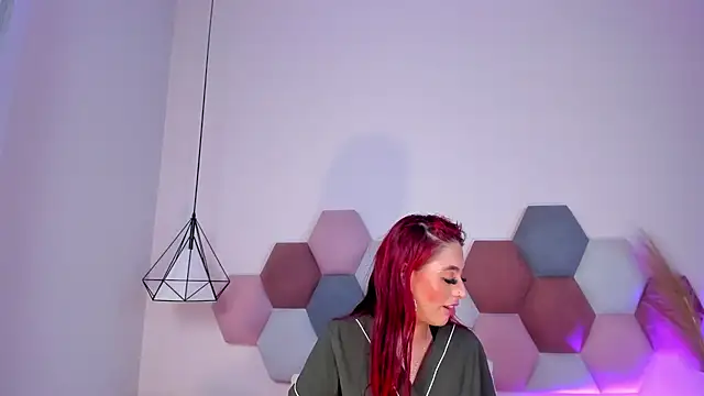 JupiteFox online show from 10.02.25