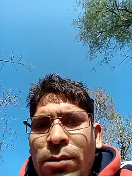 SunnyleoneBG online show from 12.29.24