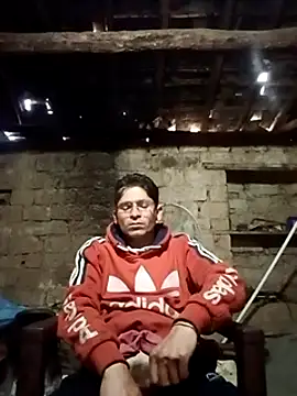 SunnyleoneBG online show from 01.05.25