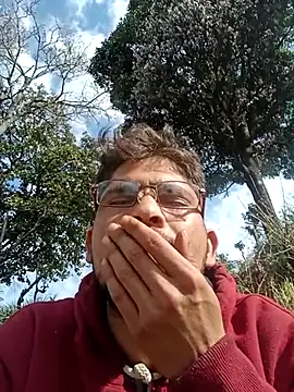 SunnyleoneBG online show from 03.04.25