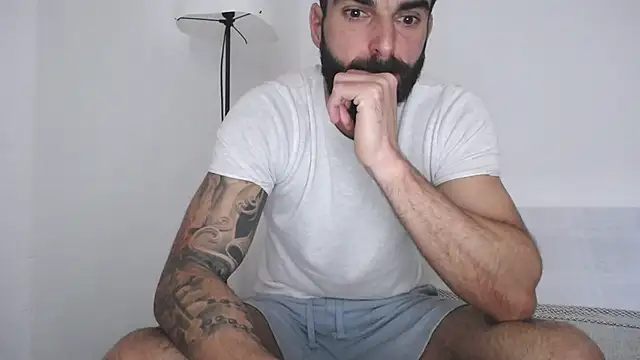 Verycutex online show from 02.18.25