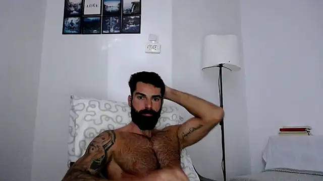 Verycutex online show from 10.30.25