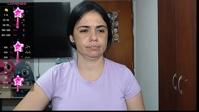 Snapshot of selena_ferri chatting on 01.09.25 selena ferri online show from 01.09.25
