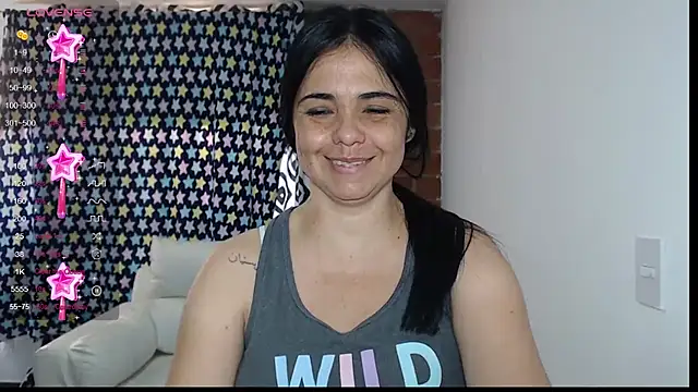 Snapshot of selena_ferri chatting on 01.12.25 selena ferri online show from 01.12.25