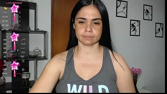 Snapshot of selena_ferri chatting on 01.13.25 selena ferri online show from 01.13.25