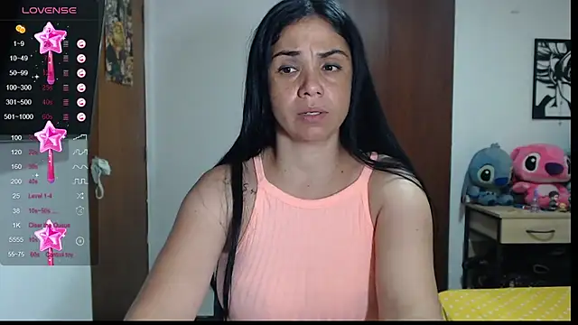 Snapshot of selena_ferri chatting on 03.23.25 selena ferri online show from 03.23.25