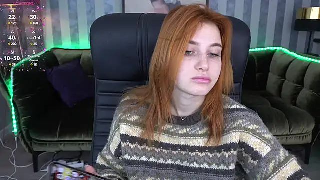 Snapshot of EmilyFoxxi chatting on 01.11.25 EmilyFoxxi online show from 01.11.25
