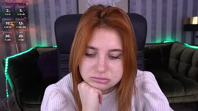 Snapshot of EmilyFoxxi chatting on 01.12.25 EmilyFoxxi online show from 01.12.25